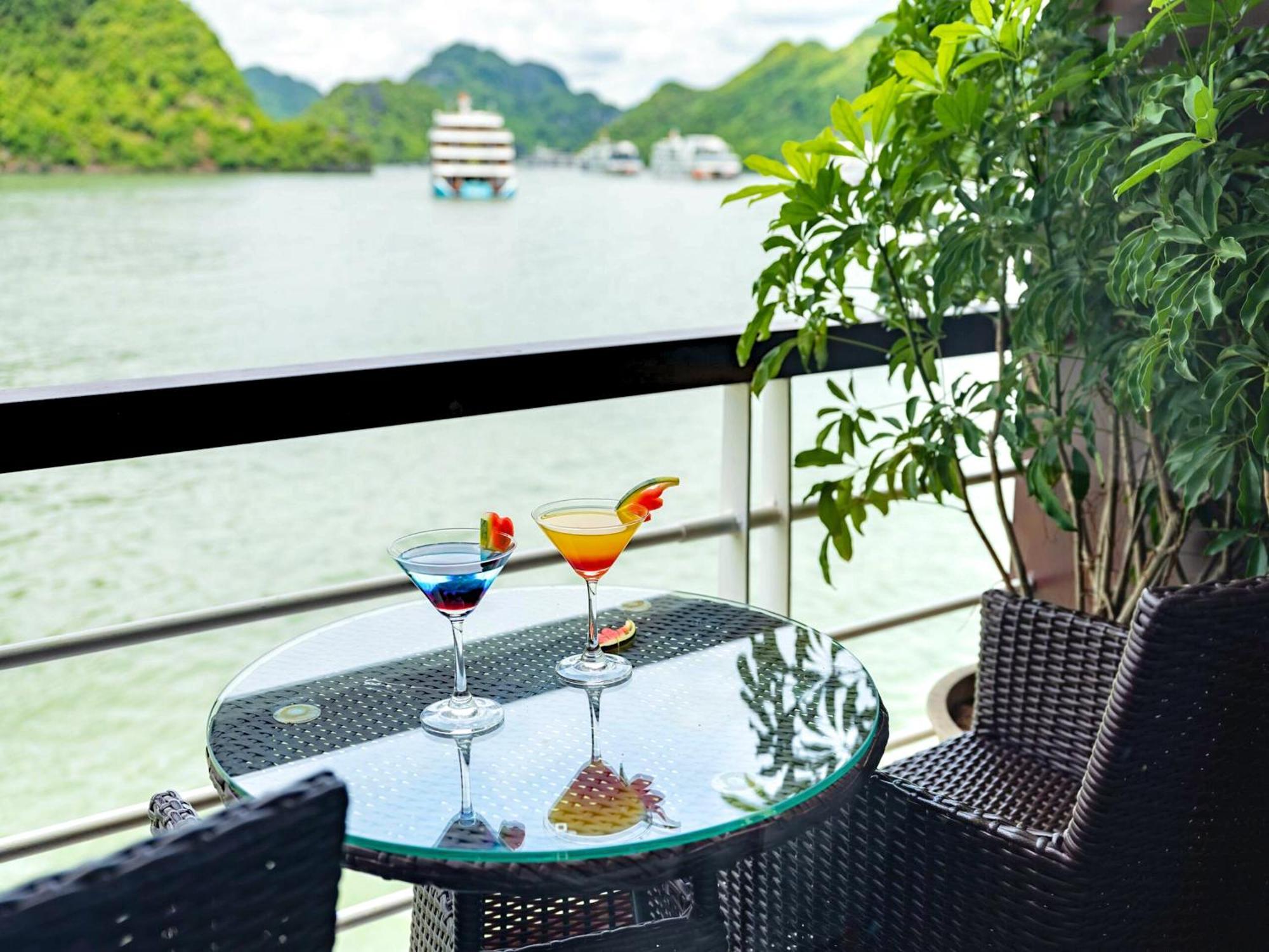 Hotel Le Journey Elegance Cruise Ha Long Exterior foto