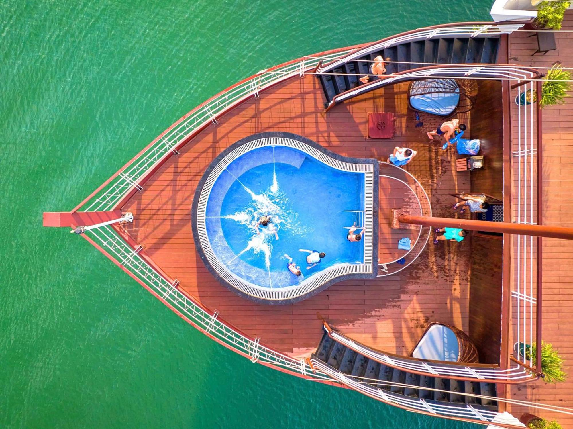 Hotel Le Journey Elegance Cruise Ha Long Exterior foto